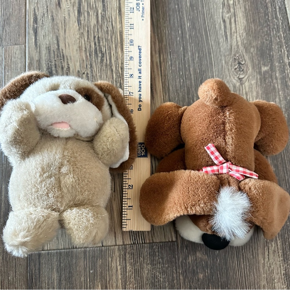 Vintage 80's stuffed plush BROWN dogs caress Russ Berrie YAPPA AND DAKIN